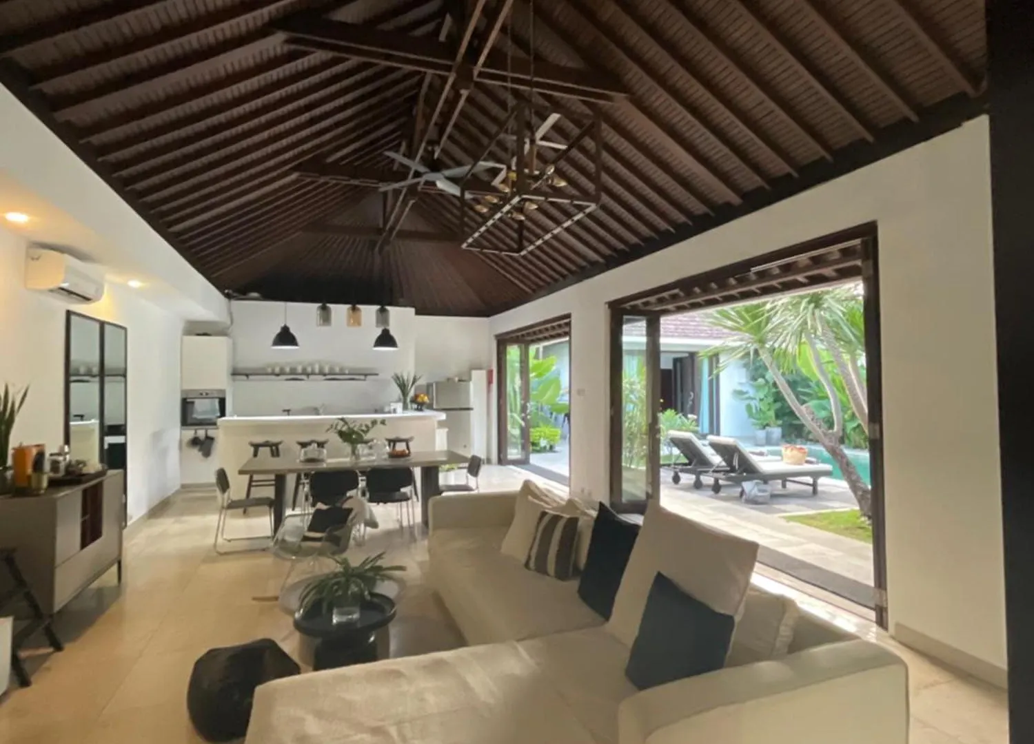 Villa The Mia Bali Kerobokan Indonesia